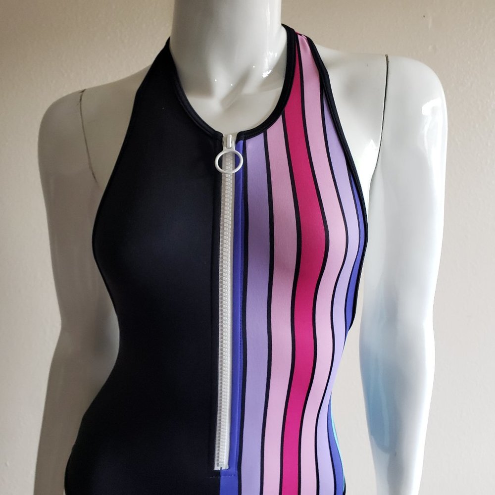 AA Nylon Tricot zip up One piece size XS - Picture 6 of 10